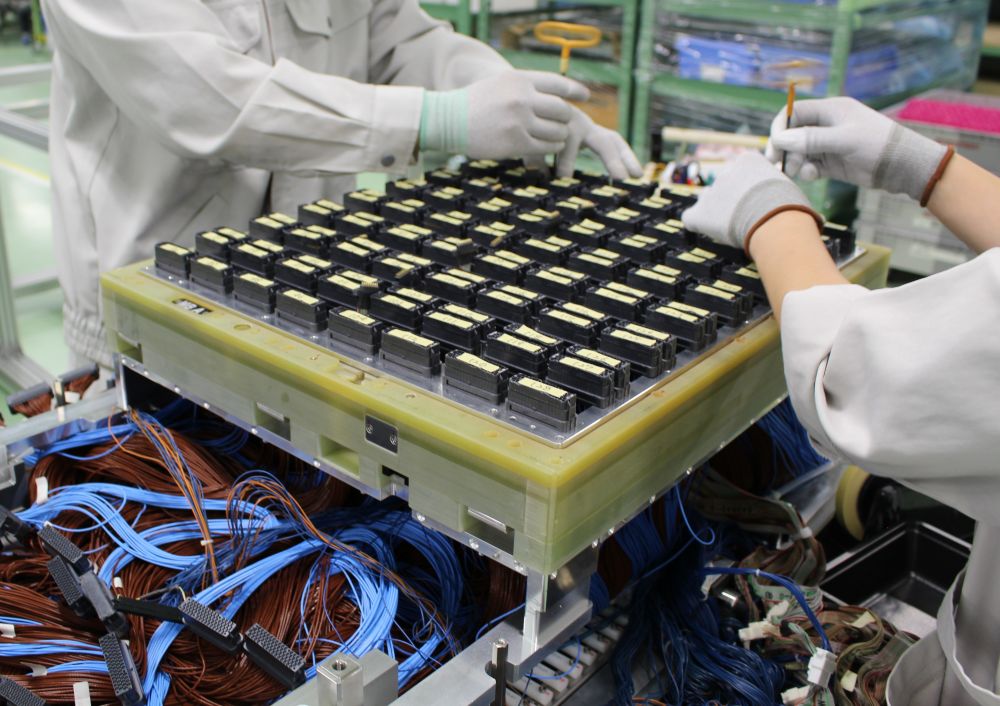 半導体試験装置組立・配線