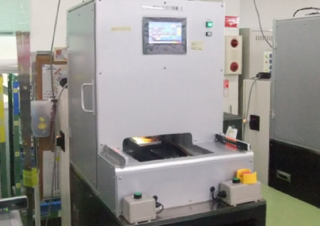 極細同軸線の端末加工から半田付けまで専用機械で最適な加工を行います